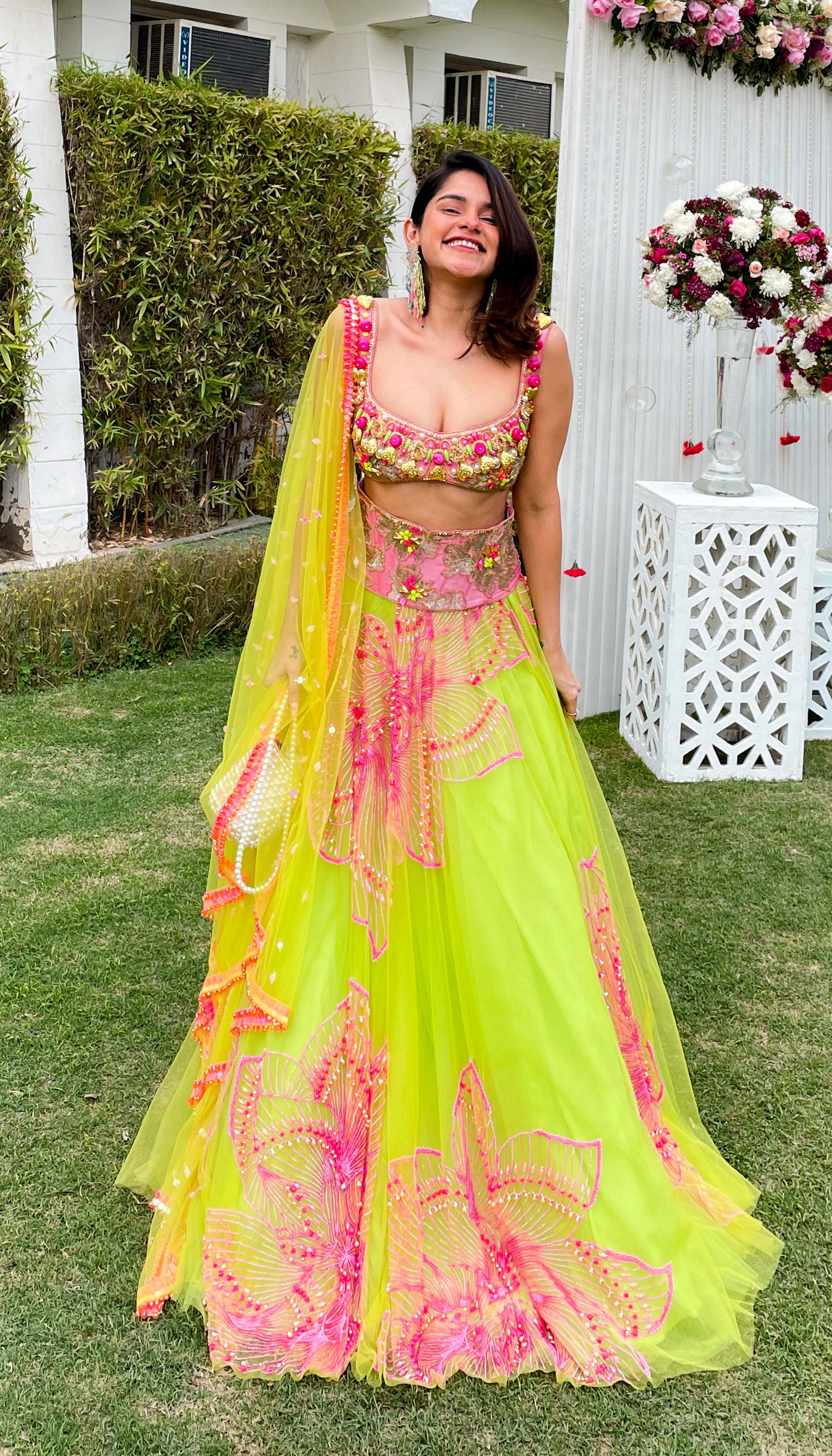 Buy Green and yellow shaded banarasi silk Indian wedding lehenga in UK, USA  and Canada | Indian wedding lehenga, Embroidered wedding, Lehenga